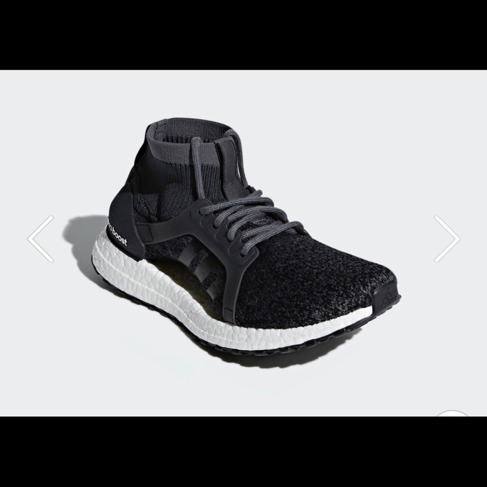 Adidas all terrain size 6 women